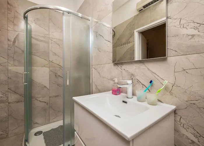 1 Bedroom Beautiful In * Póla