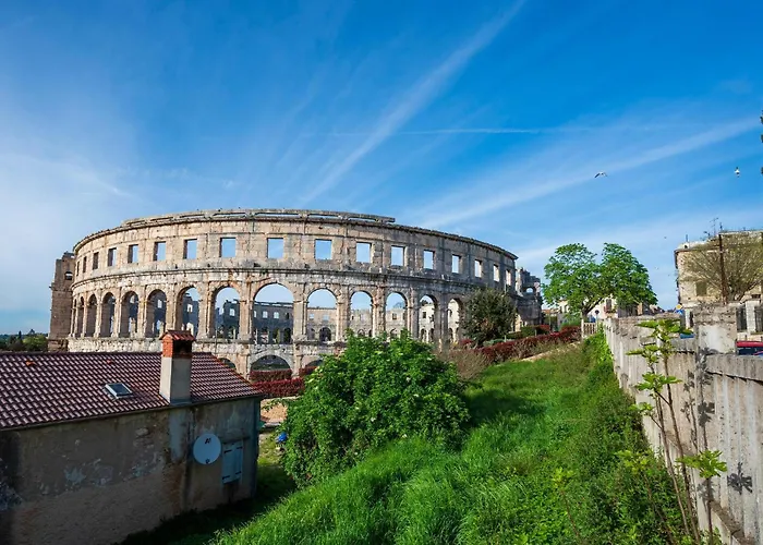 Apartman 1 Bedroom Beautiful In *